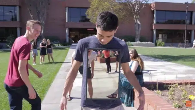 This Guy’s Magic Tricks are Super Dope