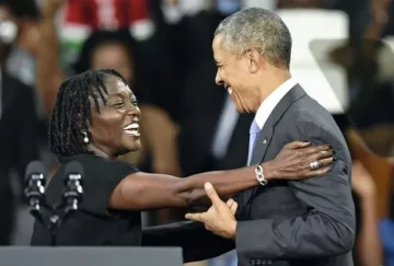 Barack Obama phone call to Nairobi sister details