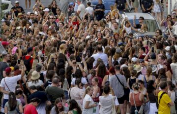 Eras Tour cancellation leads to Taylor Swift fan meet-up in Vienna