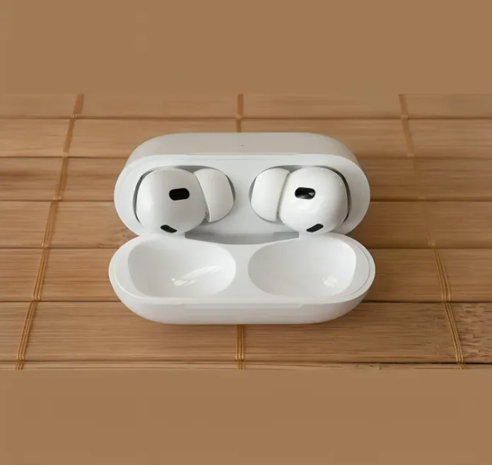 Apple AirPods 4 head gesture control