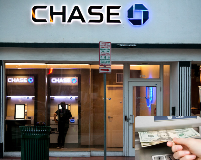 Chase sues customers for infinite money glitch