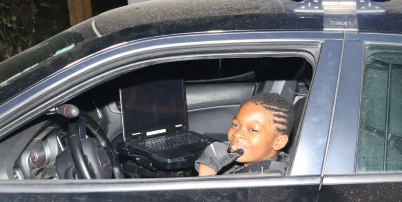 child receives PS5 for good behavior Atlanta police officer